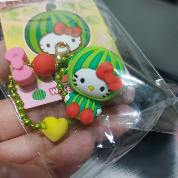 Hello Kitty Keyring Keychain Charm Bag Charm Mini Clip On Accessory 3 to Choose - Picture 5 of 13